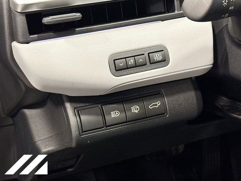 New 2026 Subaru Solterra Premium image 10