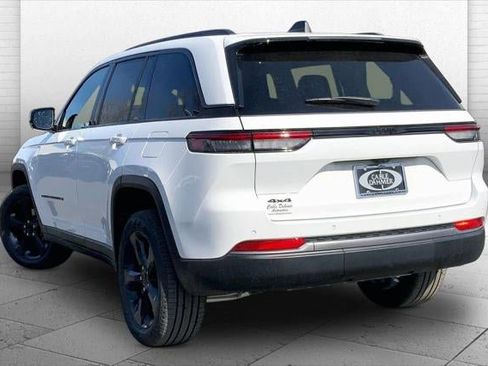 New 2026 Jeep Grand Cherokee Limited AWD/4WD image 32