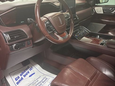 Used 2018 Lincoln Navigator Black Label w/ Cargo Package AWD/4WD image 12