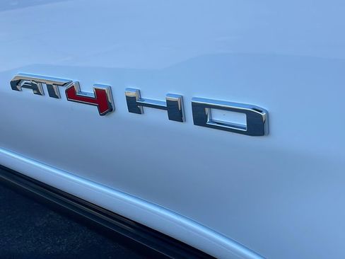 New 2026 GMC Sierra 2500 AT4 w/ AT4 Premium Plus Package AWD/4WD image 10