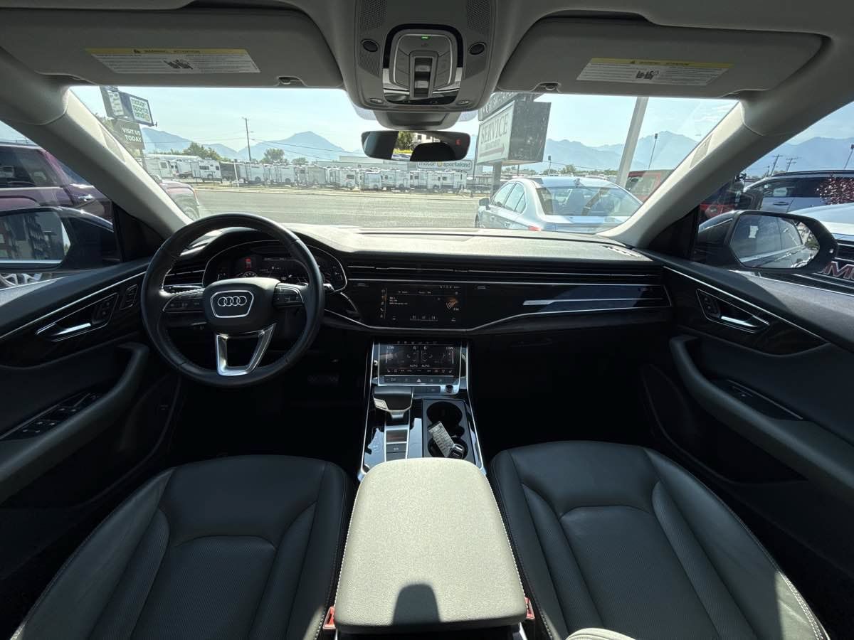 Used 2019 Audi Q8 Premium Plus AWD/4WD image 17