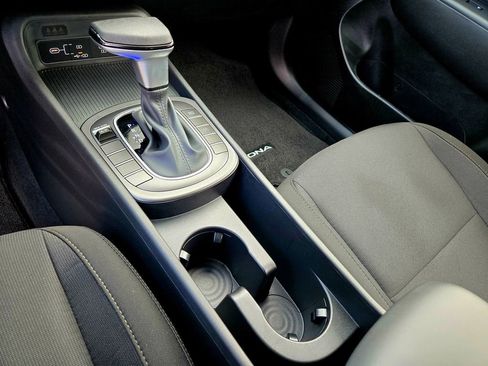 New 2026 Hyundai Kona SE image 14