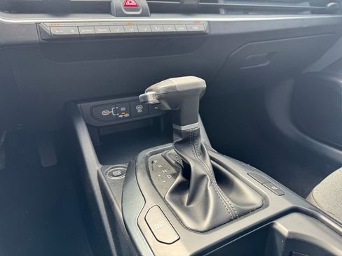 Used 2025 Kia K4 FWD image 11