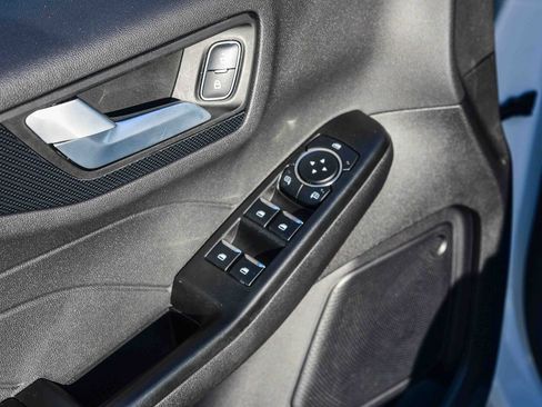 Used 2025 Ford Escape ST-Line w/ Equipment Group 301A image 21