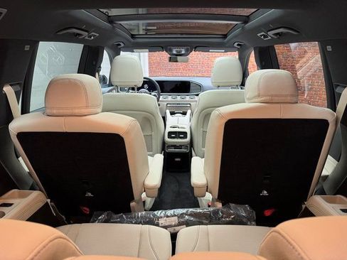 New 2026 Mercedes-Benz GLS 450 4MATIC image 25