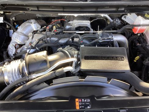 Used 2024 Chevrolet Silverado 2500 LT image 33