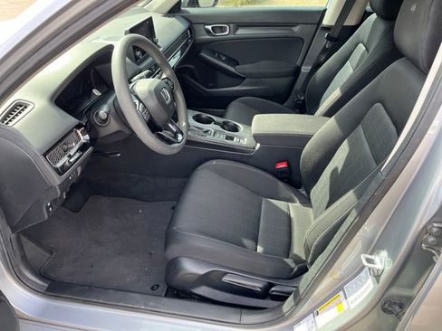 Used 2023 Honda Civic LX image 2
