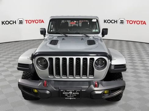 Used 2022 Jeep Gladiator Rubicon w/ Cold Weather Group image 2