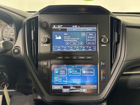 Certified 2025 Subaru Impreza 2.0i image 20