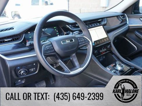 Used 2022 Jeep Grand Cherokee Limited 4xe image 15