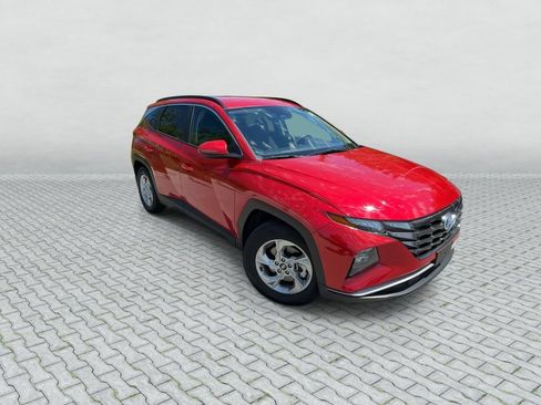 Used 2023 Hyundai Tucson SEL FWD image 2