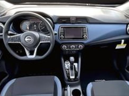 Certified 2025 Nissan Versa SV w/ Trunk Package image 5