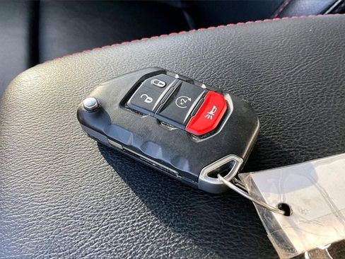 Used 2022 Jeep Gladiator Rubicon w/ LED Lighting Group image 10