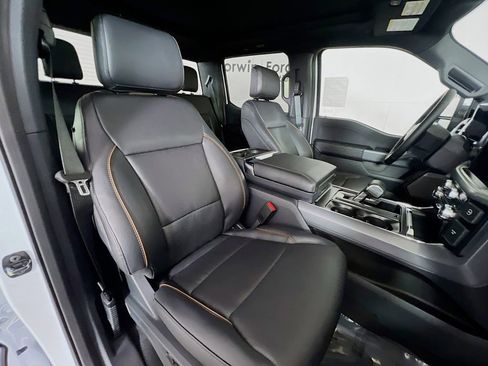 New 2025 Ford F150 Lariat w/ Equipment Group 501A Mid image 17