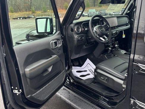 New 2026 Jeep Wrangler Unlimited Sahara image 10