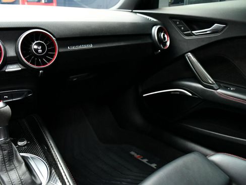 Used 2019 Audi TT RS w/ Technology Package image 34