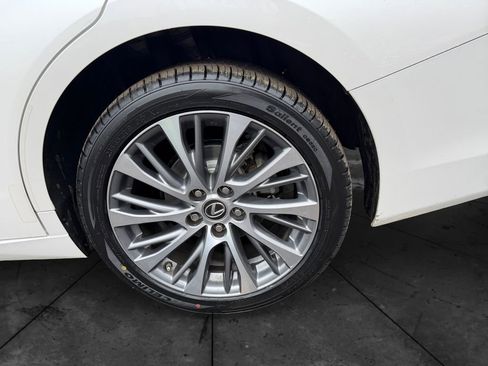 Used 2021 Lexus ES 250 w/ Premium Package image 29