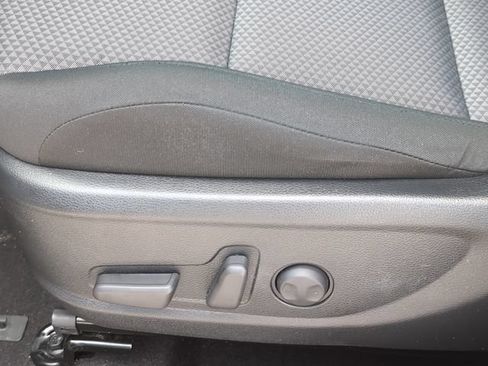 Used 2025 Kia Soul S FWD image 14