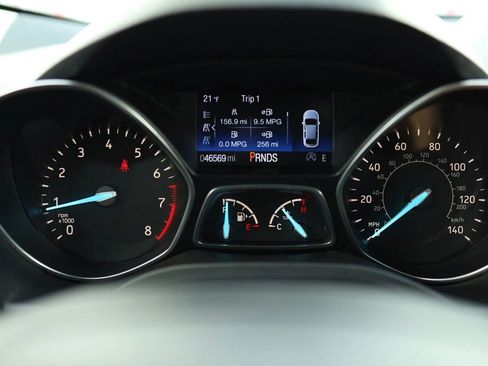 Used 2019 Ford Escape Titanium image 26