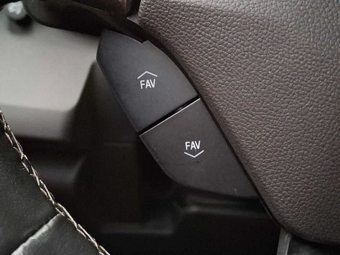 Used 2021 Chevrolet Camaro LT RWD image 19