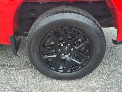 Certified 2024 Chevrolet Silverado 1500 Custom w/ LPO, Dark Essentials Package image 25