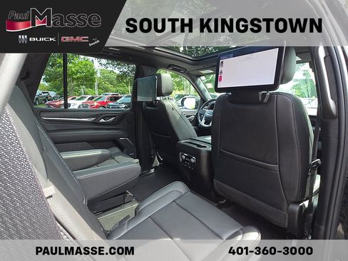 Used 2023 GMC Yukon Denali w/ Denali Reserve Package AWD/4WD image 32