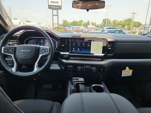 New 2026 Chevrolet Silverado 1500 LT Trail Boss w/ LPO, Dark Essentials Package AWD/4WD image 14