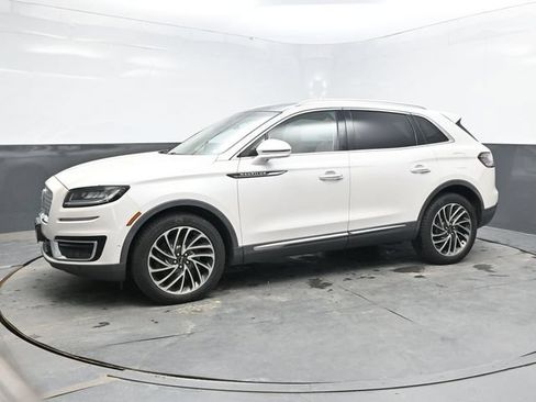 Used 2019 Lincoln Nautilus Reserve AWD/4WD image 3