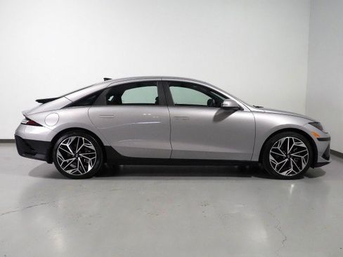 Used 2024 Hyundai Ioniq 6 SEL AWD/4WD image 4