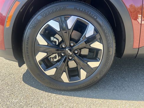 Certified 2023 Kia Sportage X-Line image 12
