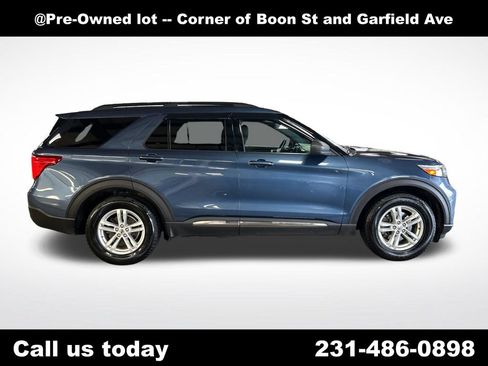 Used 2020 Ford Explorer XLT w/ Comfort Package AWD/4WD image 6