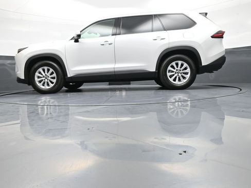 Certified 2026 Toyota Grand Highlander XLE image 34