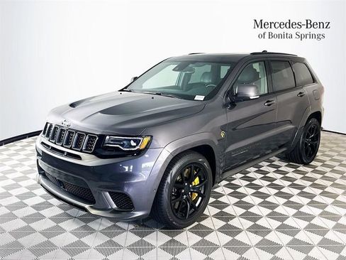 Used 2019 Jeep Grand Cherokee Trackhawk AWD/4WD image 3
