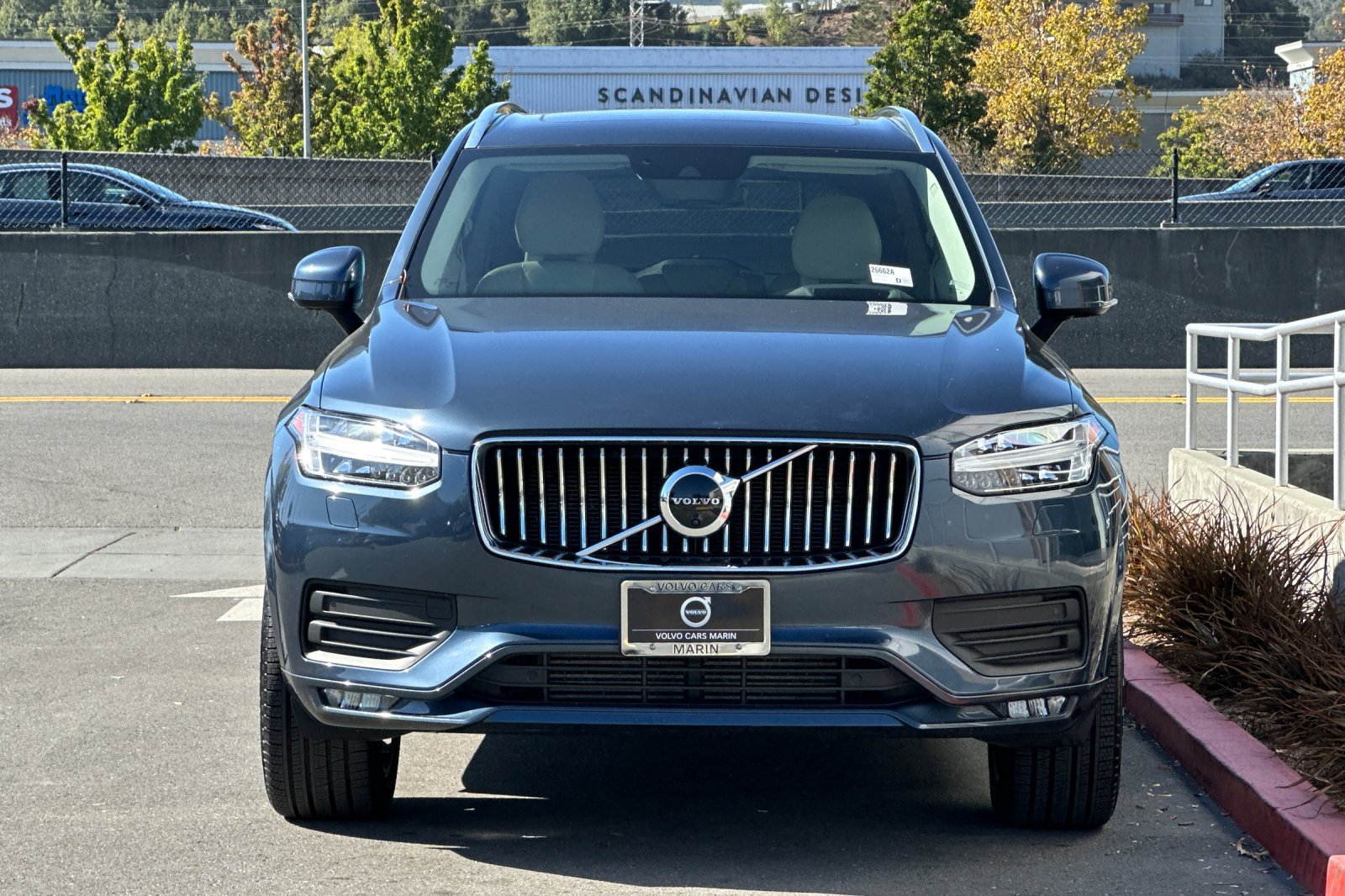 Used 2020 Volvo XC90 T5 Momentum w/ Protection Package Premier AWD/4WD image 10