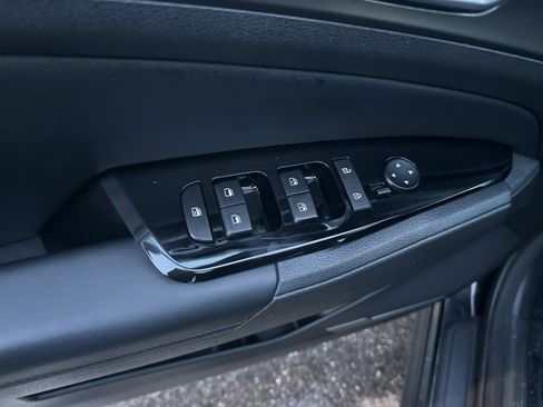 Used 2023 Kia Sportage EX w/ EX Premium Package image 11