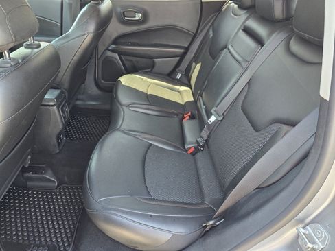 Used 2019 Jeep Compass Trailhawk AWD/4WD image 27