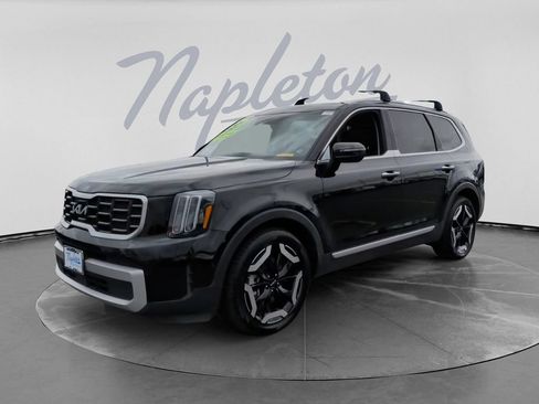 Used 2025 Kia Telluride S AWD/4WD image 1