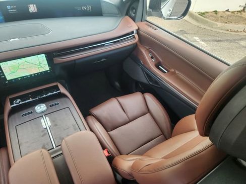 New 2026 Lincoln Navigator L Reserve image 12