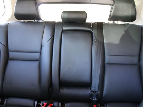 Used 2021 Nissan Rogue SV w/ Premium Package image 58