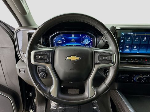 Used 2024 Chevrolet Silverado 2500 LTZ w/ LTZ Premium Package AWD/4WD image 11