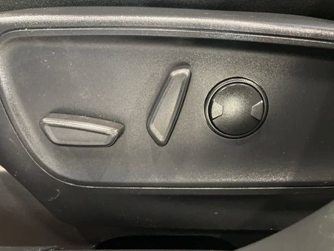 Used 2024 Ford Escape Active image 11