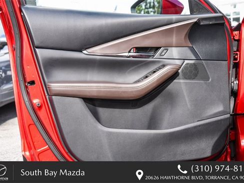 Certified 2022 MAZDA CX-30 AWD 2.5 S w/ Premium Package image 23