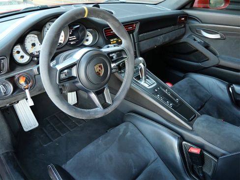 Used 2016 Porsche 911 GT3 RS image 4
