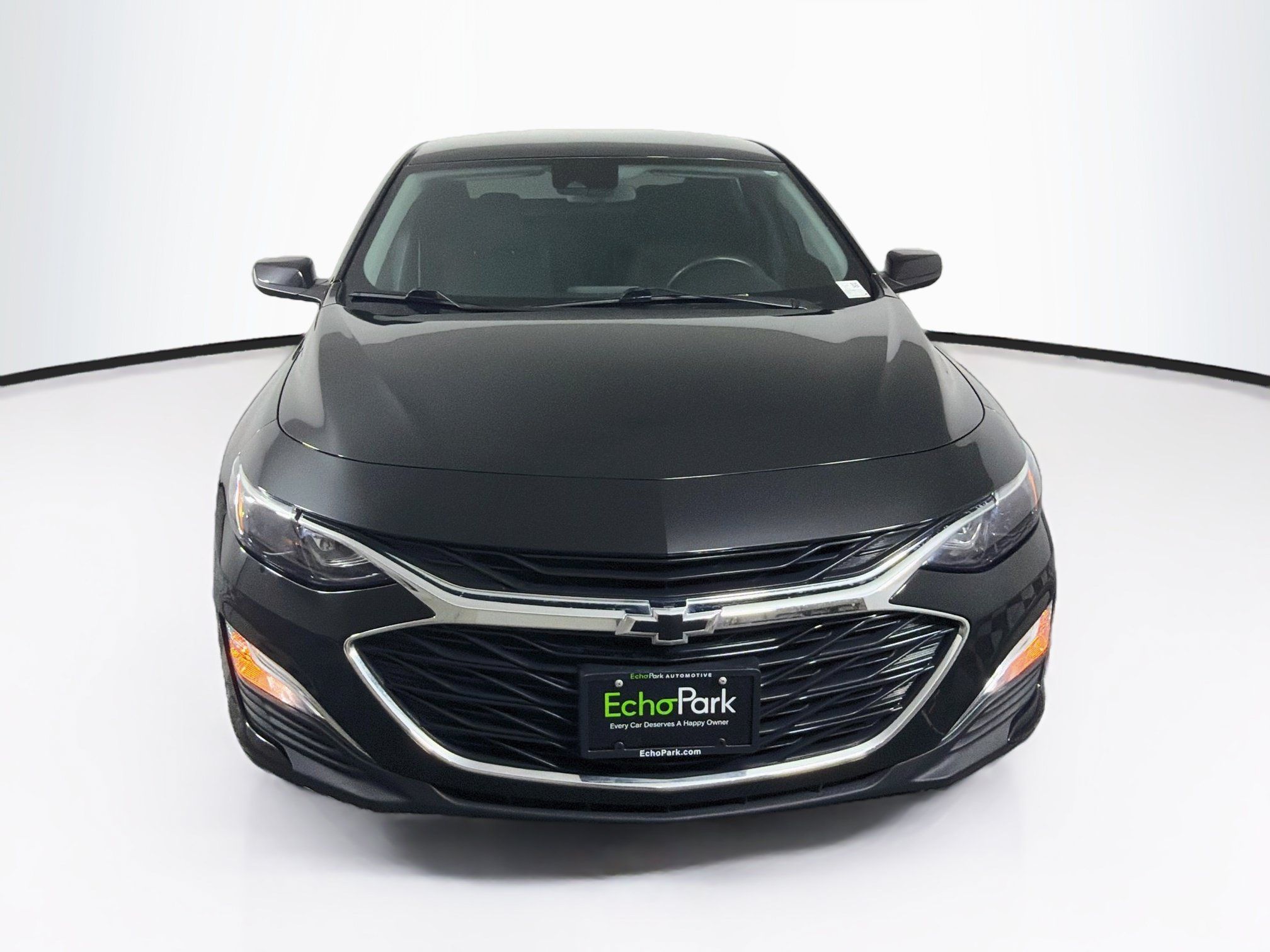 Used 2023 Chevrolet Malibu RS w/ LPO, Floor Liner Package FWD image 2