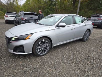 New 2025 Nissan Altima 2.5 SL