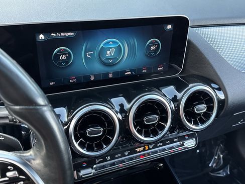 Certified 2021 Mercedes-Benz GLA 250 4MATIC w/ Premium Package image 26