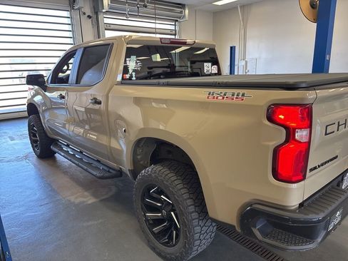 Used 2022 Chevrolet Silverado 1500 LT Trail Boss w/ Protection Package image 8