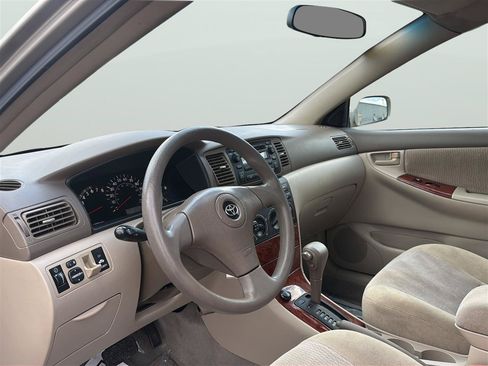 Used 2006 Toyota Corolla LE w/ Audio Value Pkg FWD image 10