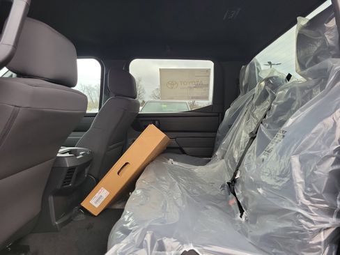 New 2026 Toyota Tundra SR image 11