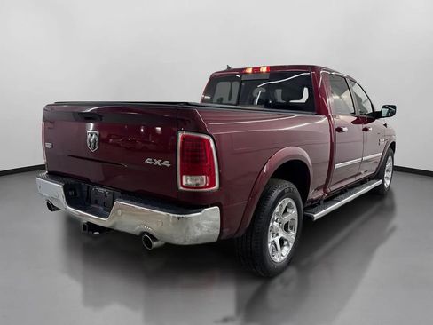 Used 2018 RAM 1500 Laramie w/ Convenience Group AWD/4WD image 10